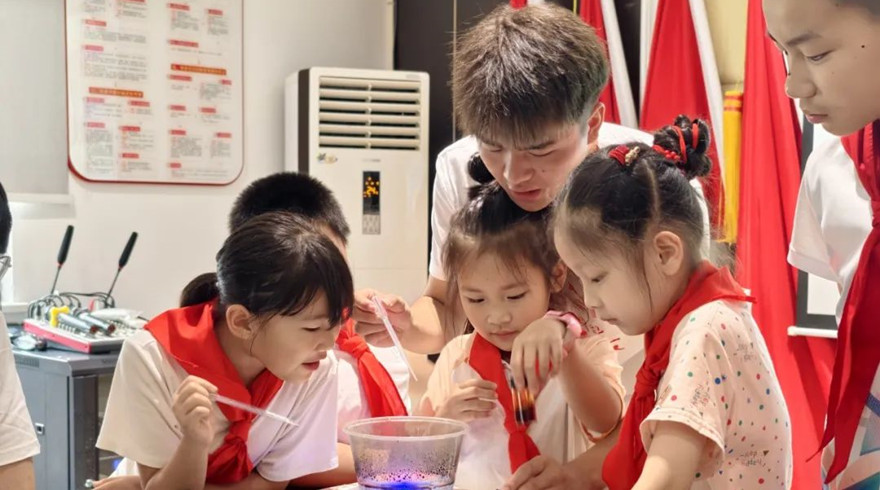 “柔电新语”科普秀：在孩子心间播撒科技与文化的诗韵种子